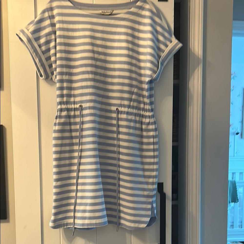 Tommy Bahama White and Blue Casual tshirt dress